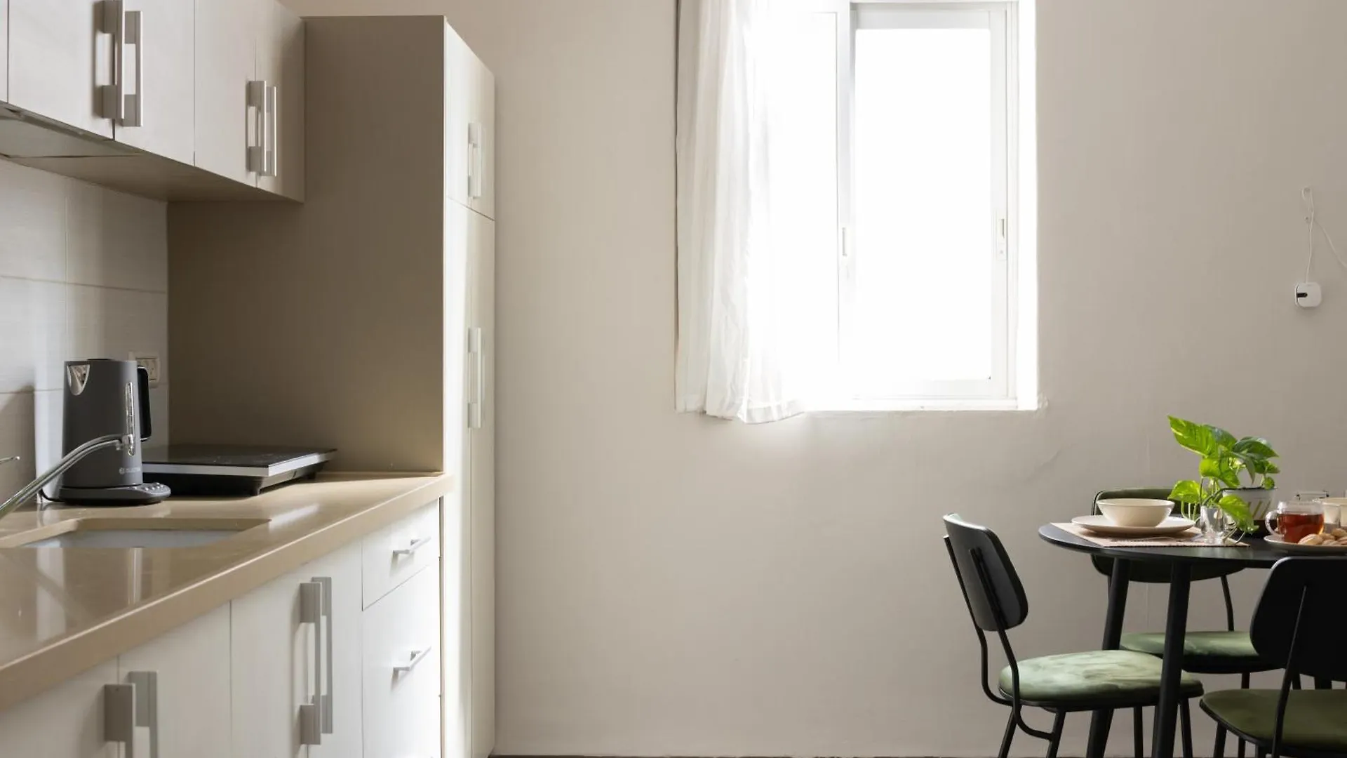 The Printhouse - Downtown Boutique Apartments By Sea N' Rent Haifa